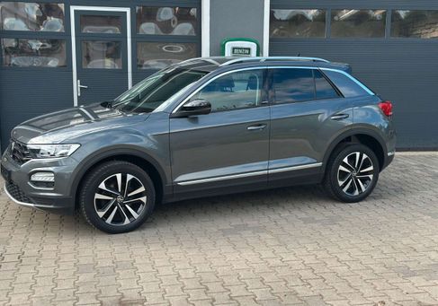 Volkswagen T-Roc, 2021