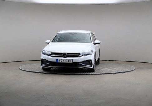 Volkswagen Passat Variant, 2022 3