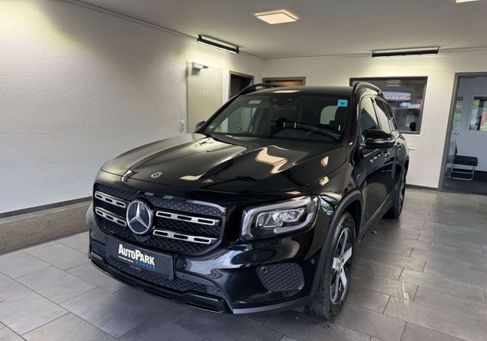 Mercedes-Benz GLB 180, 2023
