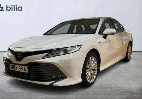 Toyota Camry, 2019