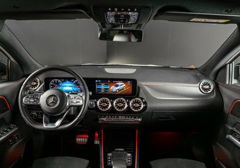 Mercedes-Benz GLA 250, 2020