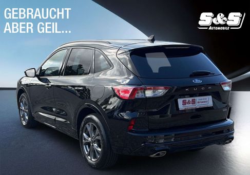 Ford Kuga, 2023 3