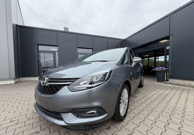 Opel Zafira, 2017