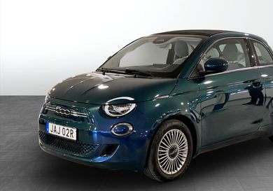 Fiat 500C, 2022