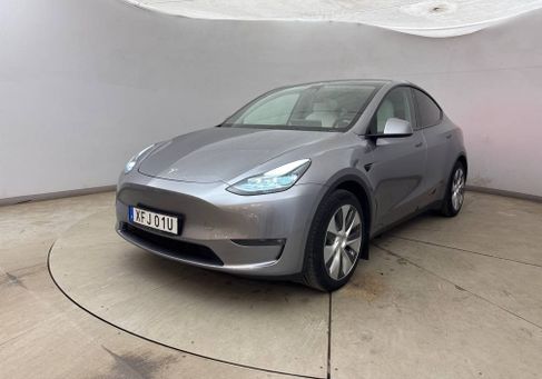 Tesla Model Y, 2023 2