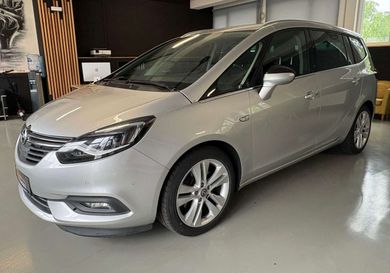 Opel Zafira, 2019