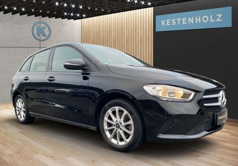 Mercedes-Benz B 250, 2022