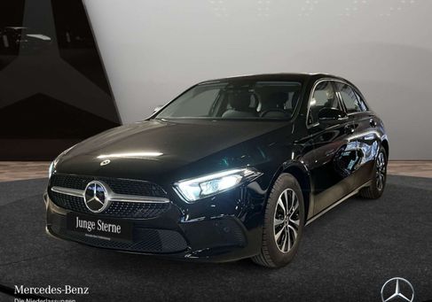 Mercedes-Benz A 200, 2022