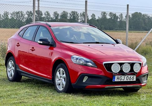 Volvo V40 Cross Country, 2017