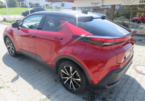 Toyota C-HR, 2025