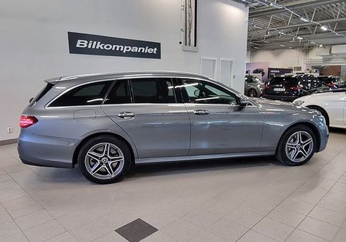 Mercedes-Benz E 300, 2021 3