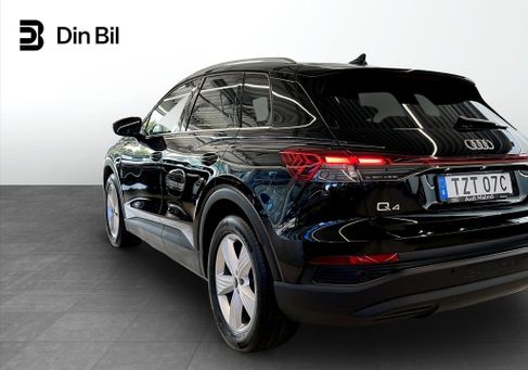 Audi Q4, 2022