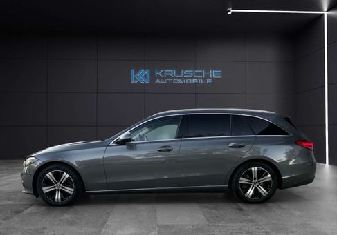 Mercedes-Benz C 180, 2022