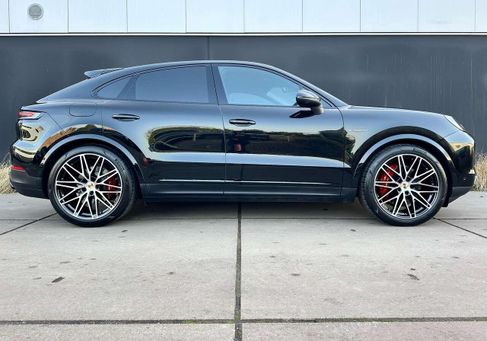 Porsche, 2025