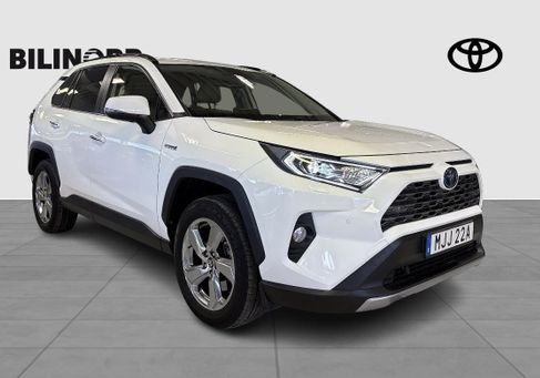 Toyota RAV 4, 2021 3