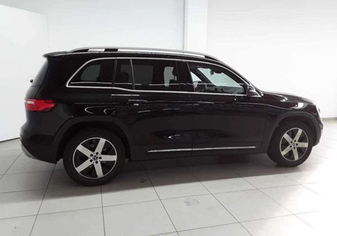 Mercedes-Benz GLB 200, 2021