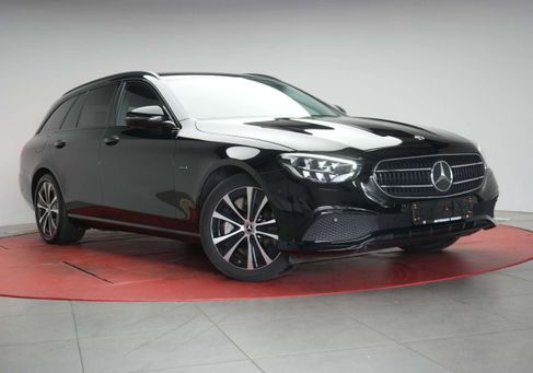 Mercedes-Benz E 300, 2021