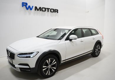 Volvo V90 Cross Country, 2020