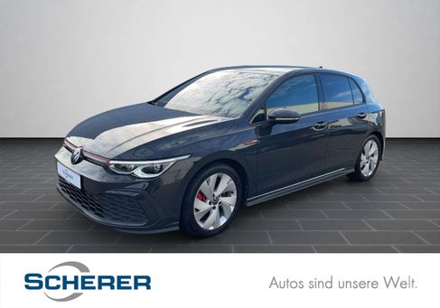 Volkswagen Golf, 2022