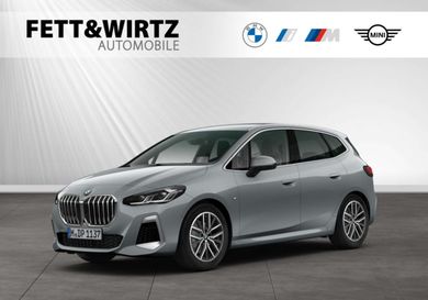 BMW 220, 2023