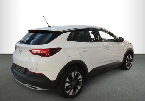 Opel Grandland X, 2020 3