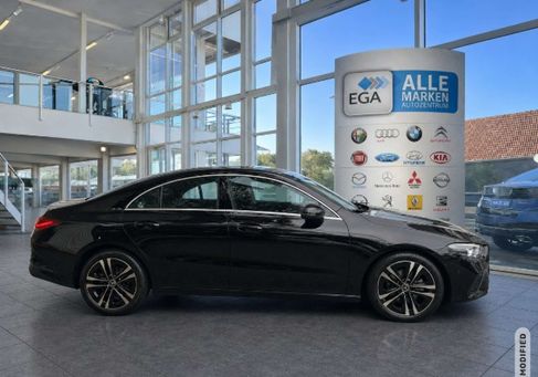 Mercedes-Benz CLA 180, 2024