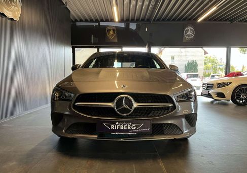 Mercedes-Benz CLA 250, 2021
