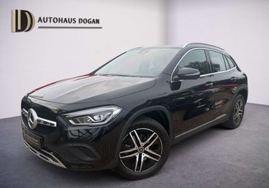 Mercedes-Benz GLA 250, 2022