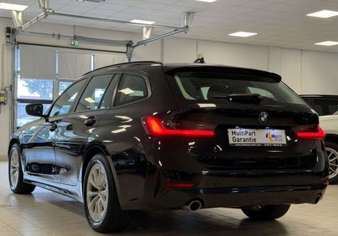 BMW 318, 2022 2