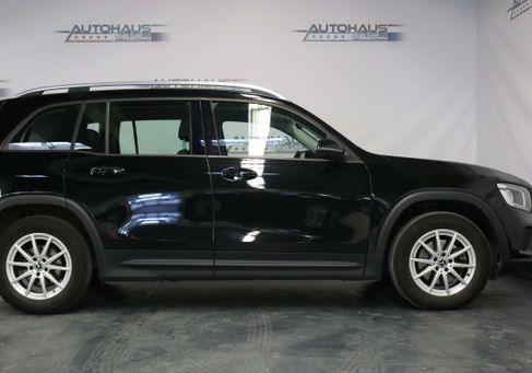 Mercedes-Benz GLB 180, 2021 3