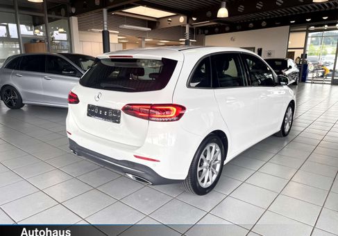 Mercedes-Benz B 180, 2019