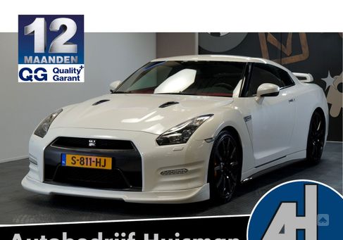 Nissan GT-R, 2010