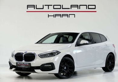 BMW 118, 2021