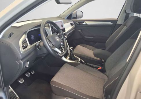 Volkswagen T-Roc, 2023