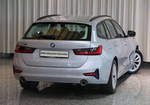 BMW 320, 2020 3