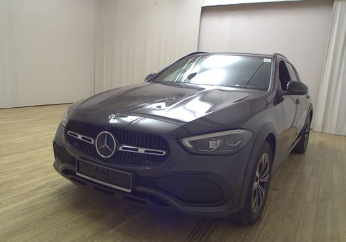 Mercedes-Benz C 220, 2023 2