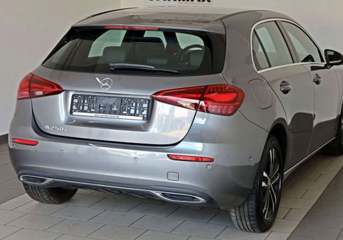 Mercedes-Benz A 250, 2023 2