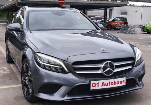 Mercedes-Benz C 300, 2021