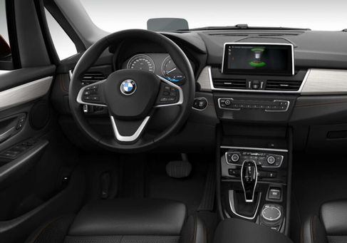 BMW 218, 2018
