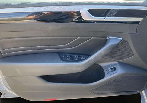 Volkswagen Arteon, 2023 3