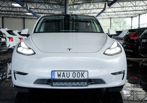Tesla Model Y, 2023 2