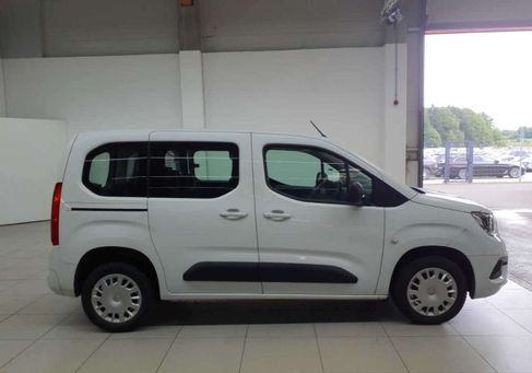 Opel Combo, 2022