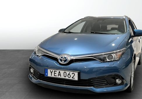 Toyota Auris Touring Sports, 2016