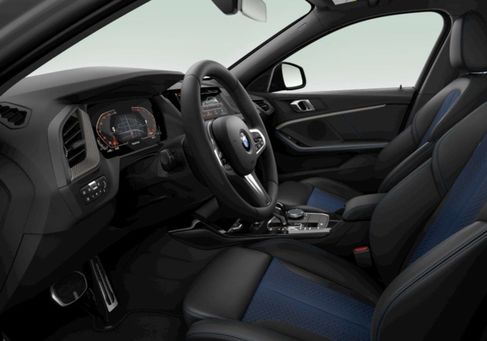 BMW 118, 2023 3