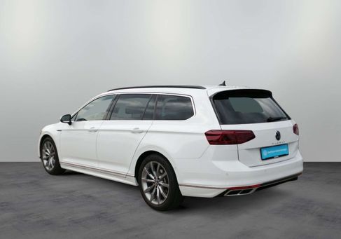 Volkswagen Passat Variant, 2023 3