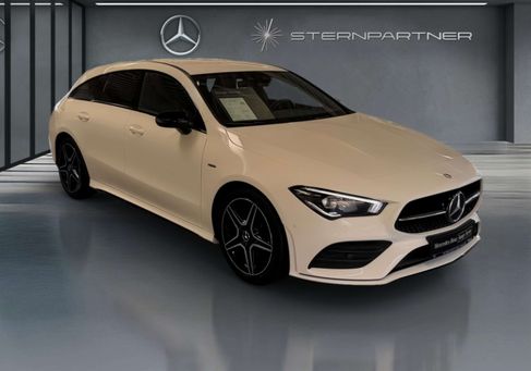 Mercedes-Benz CLA 200, 2021
