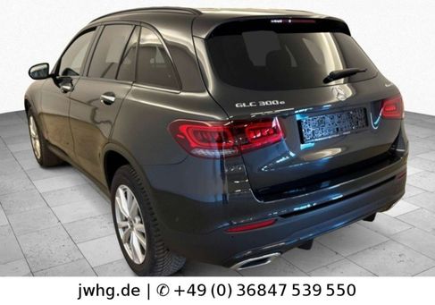 Mercedes-Benz GLC 300, 2021