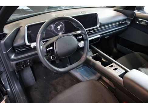 Hyundai IONIQ, 2024 3