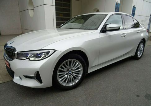 BMW 320, 2021