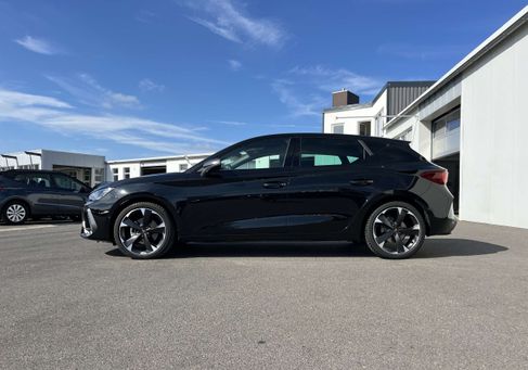 Cupra Leon, 2025